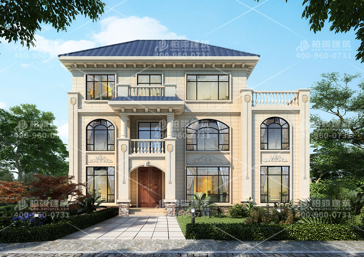 三層歐式風(fēng)格別墅設(shè)計(jì)，帶露臺(tái)方便晾曬。