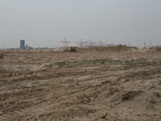 宅基地是松軟的地基怎么辦阿。